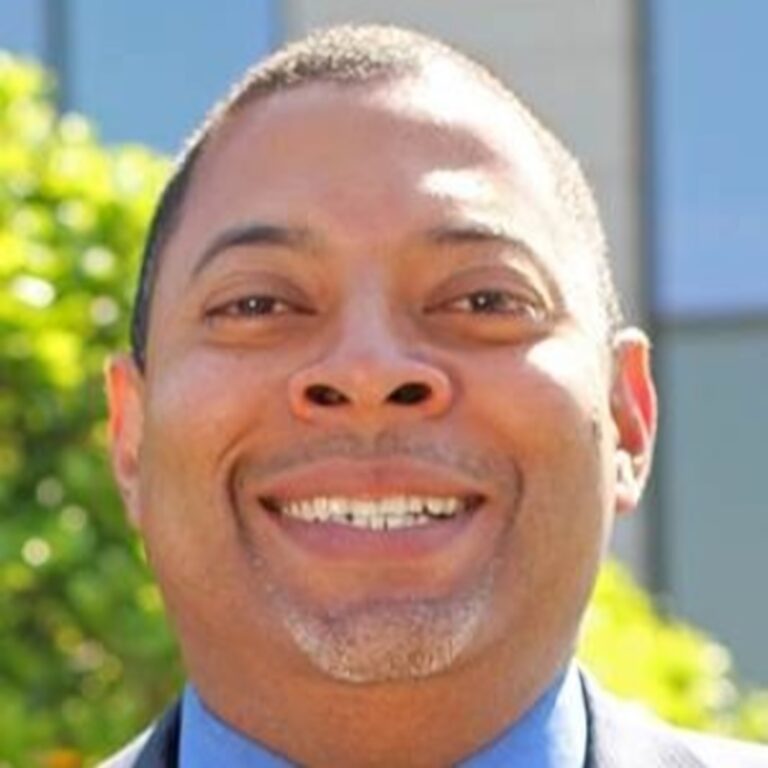 Erick_s_Headshot_enhanced_4x